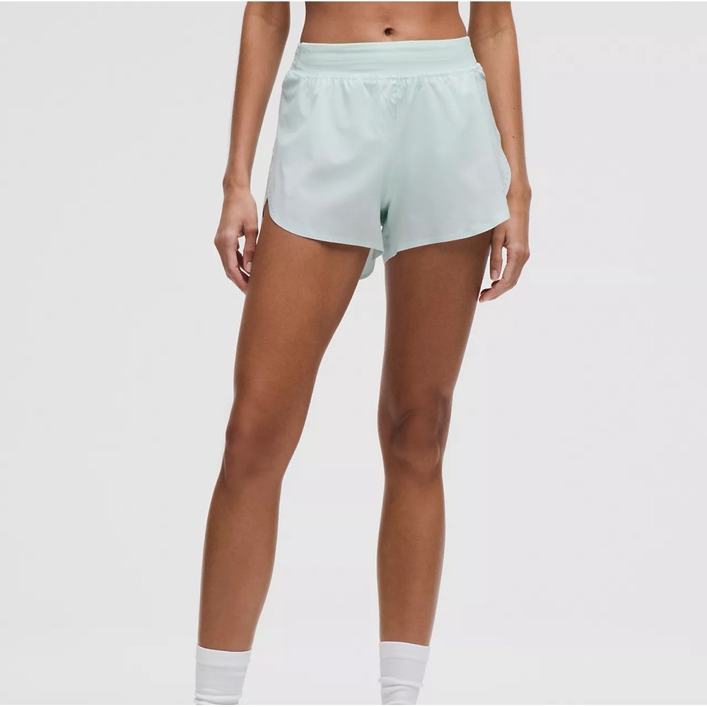 BRAND NEW Lululemon Fast and Free High-Rise Classic-Fit Split Short 3"